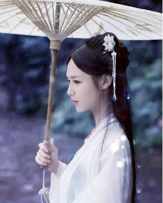 杨紫要扮演白娘子了，网友：你是想超越“如花”吗？