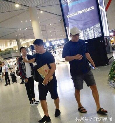 刘烨机场偶遇俞灏明 祖传式的蒙圈很尴尬
