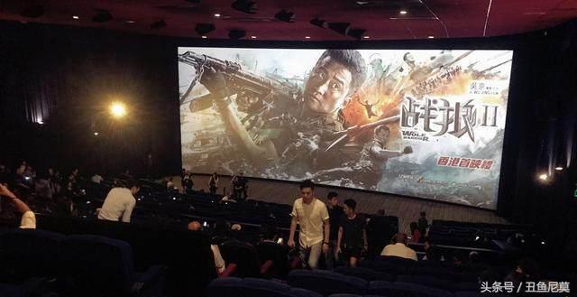 《战狼2》香港遇冷，首日不及《敦刻尔克》零头，排片少吴京无奈