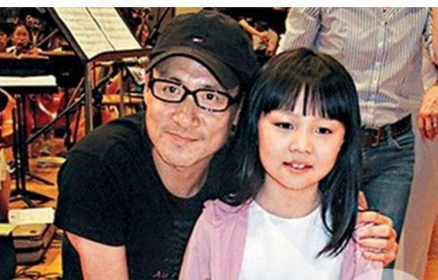 52岁的郭富城激动分享自己首次当爸爸，评论区竟然都在关心薛之谦