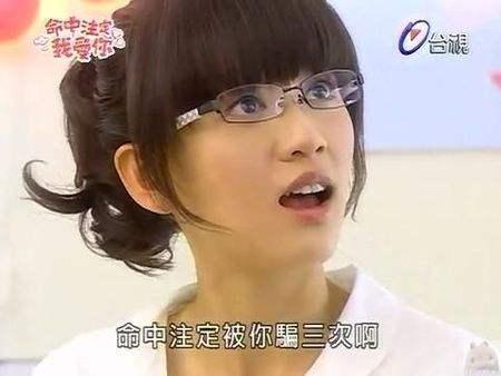 陈乔恩晒美照引围观，但为什么她的耳垂长得这么奇怪啊？