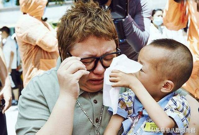 韩红痛哭着说出20年未嫁人的真相，原来她有个18岁的儿子！