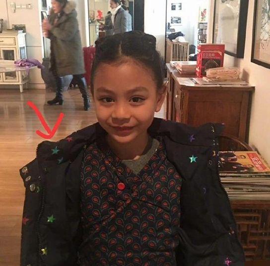 女儿妮霓过六岁生日，刘烨微博晒照，并称全部遗传了自己基因