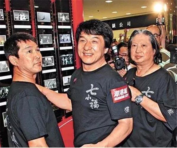 香港影坛最能打的铁三角组合，最小的全能王早已退出演艺圈