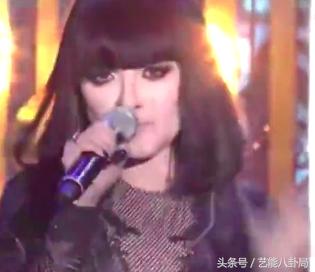 《歌手》踢馆冠军KZ谭定安，别的不说，在表情包界她已经赢了！