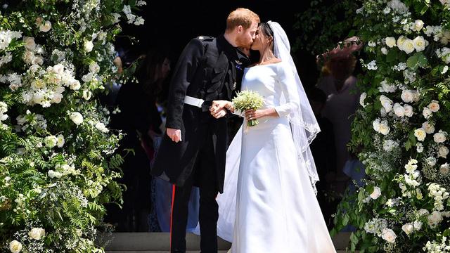 哈里王子大婚，为什么会邀请前女友们来出席？