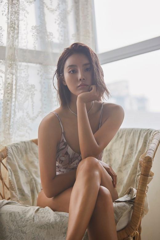 韩国女艺人 姜素妍发比基尼泳装照秀健康性感身材