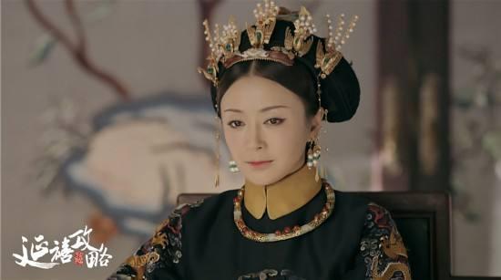 秦岚与阿sa周慧敏同框，香港女星几乎都成了富察皇后的迷妹