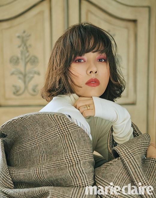 韩国女艺人 李孝利拍女装品牌宣传照