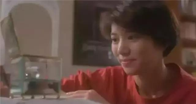 张曼玉号称“张一打”，不过1994年的袁咏仪比她还要厉害一点