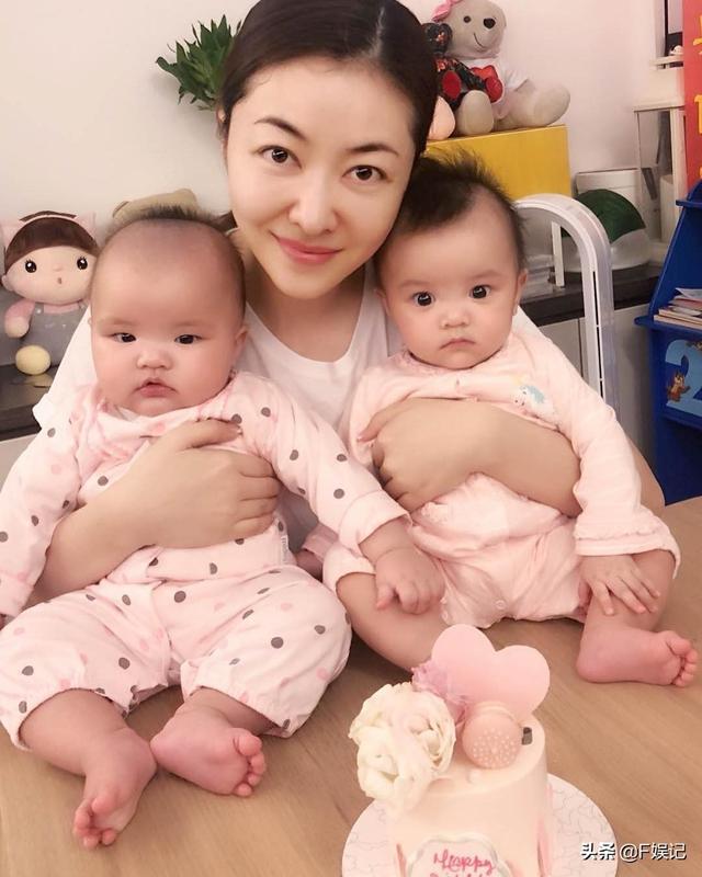 双胞胎才9个月大 熊黛林夫妇已为女儿抢知名幼儿园学位