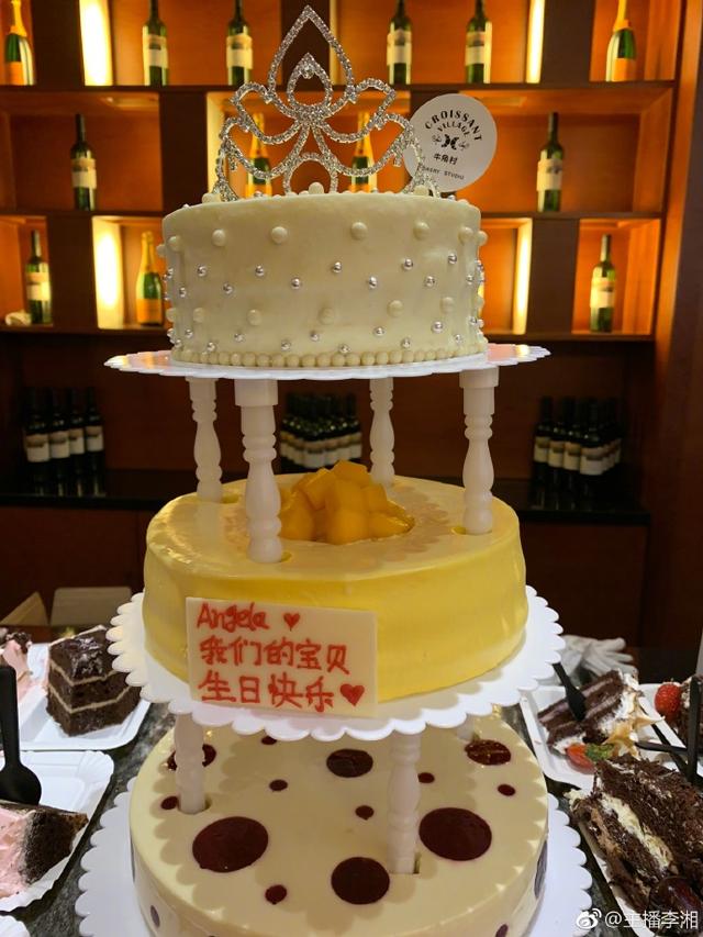王思聪前女友雪梨为儿子办生日派对，场面比李湘家的派对更奢华