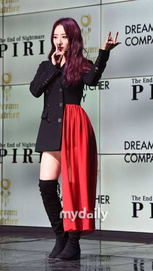  韩国女团Dreamcatcher最新专辑发售showcase
