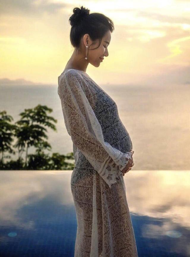 TVB视后怀孕二胎即将出生 与好姐妹开产前派对宝宝性别暂时保密