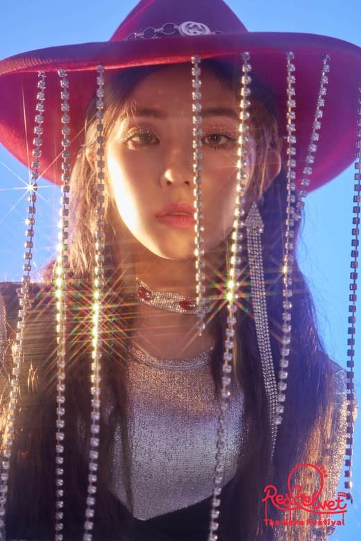 韩国女团Red Velvet成员Irene新专辑造型曝光