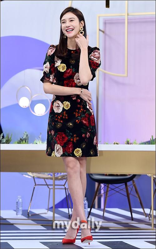 车艺莲等韩国艺人出席《女人plus》节目第三季发布会