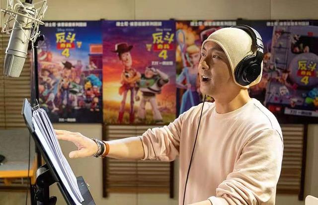 《玩具总动员4》香港上映 刘青云配音感人场面曾一度哽咽