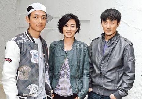 TVB爱国艺人参加歌唱比赛走音被评委批判 对妻子不离不弃相爱17年