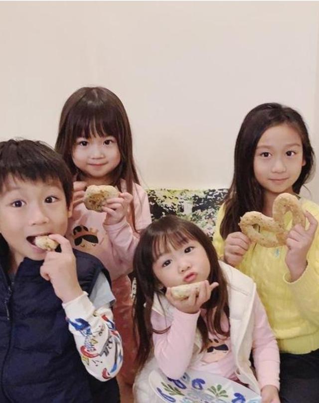 陈浩民豪宅有人患肺炎，在家隔离十天，带四个孩子做糕点乐趣多