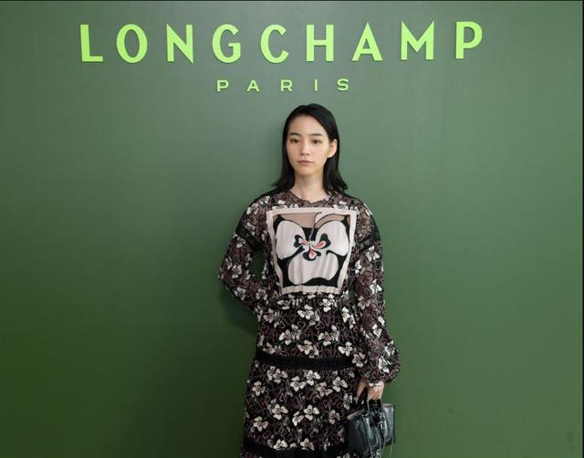 Longchamp 2020 秋冬时装秀 不断向前的巴黎女人