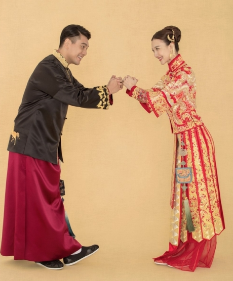 朱孝天韩雯雯巴厘岛大婚 两人复古中国风婚纱照美翻了