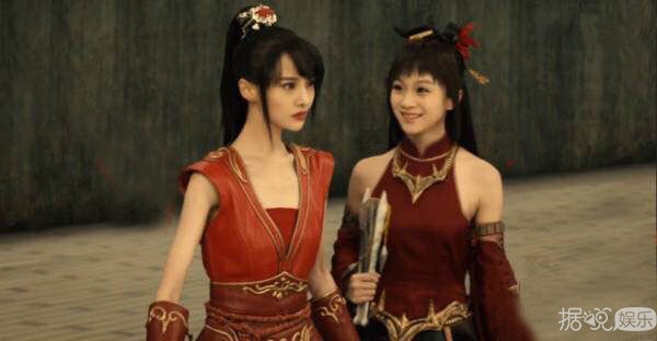 《微微一笑很倾城》爆幕后特辑“甜度沉淀版”全家福忆青春