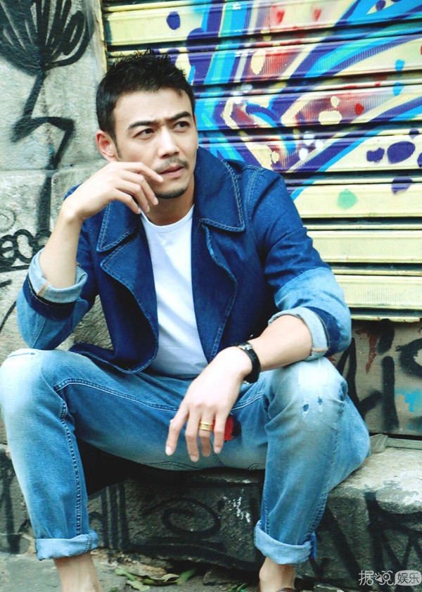 《我们战斗吧》原来是这样一档充满奇异气息的“男神”综艺...