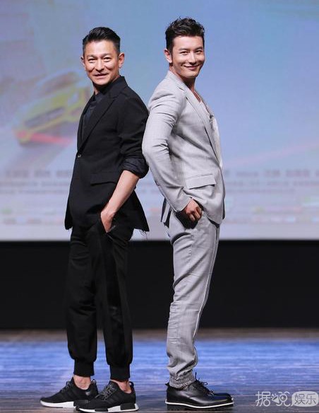 放开那女孩！刘德华台上怒斥保安粗暴对粉丝 实力演绎专业护粉三十年