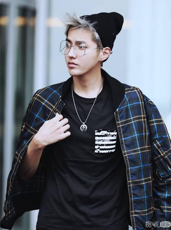 吴亦凡、杨幂、范冰冰、张雨绮...看来明星都想靠发色突破次元壁啊 吴亦凡、杨幂、范冰冰、张雨绮...看来明星都想靠发色突破次元壁啊