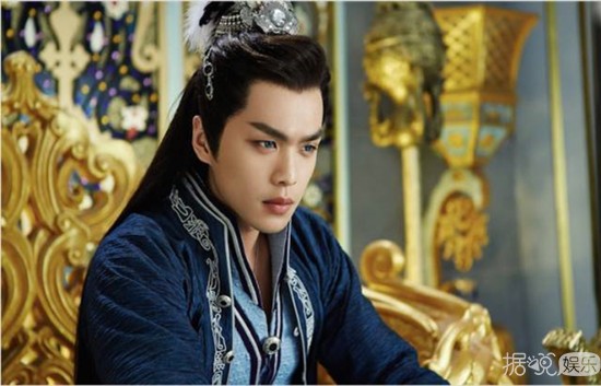 从《九州》“羽皇”到《麻雀》“唐山海”，我赌张若昀是下一个青年戏骨