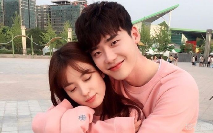 韩国网友票选2016年上半年韩剧最佳情侣 TOP3，你喜欢的CP有上榜吗？