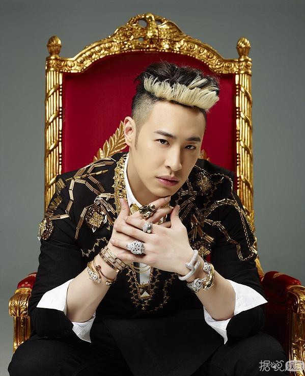 有毒！潘玮柏参加综艺《来吧，说做就做》笑成了表情包！