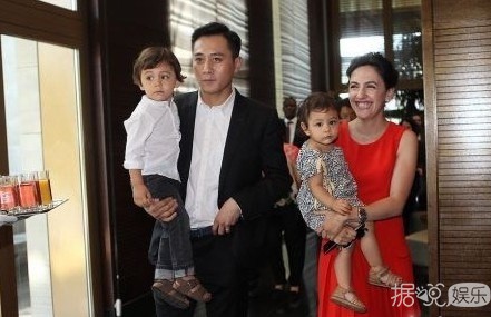 恭喜!乔振宇二胎得女凑成“好”字 忙拼二胎的明星都有他们…… 恭喜!乔振宇二胎得女凑成“好”字 忙拼二胎的明星都有他们……