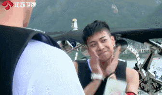 笑出内伤！盘点王嘉尔《我们战斗吧》制造的各种笑料