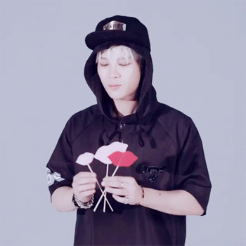 笑出内伤！盘点王嘉尔《我们战斗吧》制造的各种笑料