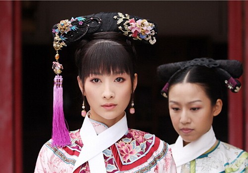 “安陵容”陶昕然女儿被网友诅咒，她和“华妃”蒋欣的差别咋这么大？