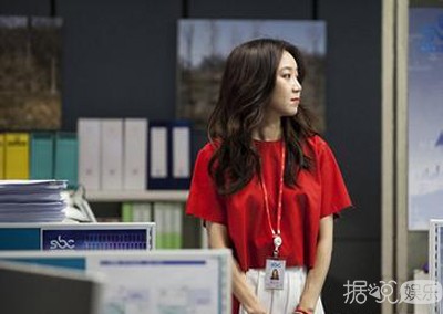 《嫉妒的化身》孝真欧尼直每个造型都时髦度爆表啊！