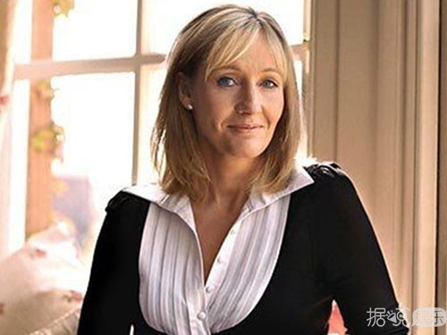 “哈利波特之母”J.K.罗琳开通微博又现表情图 小李子你怕了没? “哈利波特之母”J.K.罗琳开通微博又现表情图 小李子你怕了没?