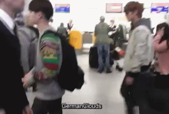 血槽已空！鹿晗童年成年对比照，真的是从小帅到大好任性