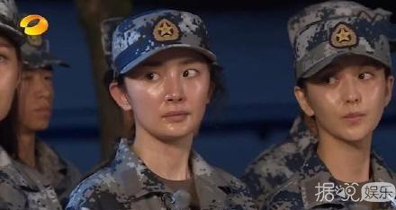 沈梦辰凌晨纯素颜照曝光 实力演绎会P图是多么重要的一件事