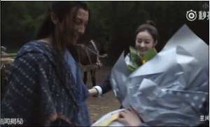 《楚乔传》曝光杀青特辑，林更新戳赵丽颖脸蛋 颖宝萌萌哒~