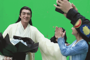 《楚乔传》曝光杀青特辑，林更新戳赵丽颖脸蛋 颖宝萌萌哒~