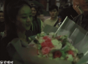 《楚乔传》曝光杀青特辑，林更新戳赵丽颖脸蛋 颖宝萌萌哒~