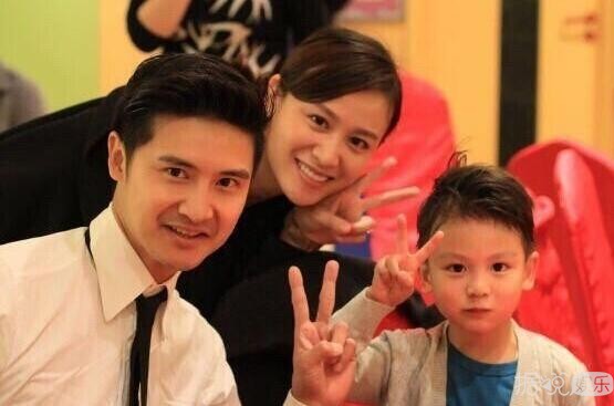 田亮儿子小亮仔帅气逼人 看严父田亮如何调教