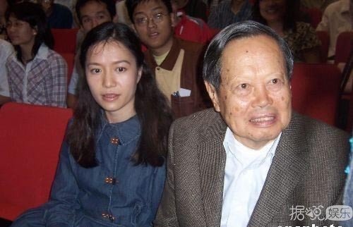 “爷孙恋”下周二将登记结婚 娱乐圈有名的爷孙恋还有他们……