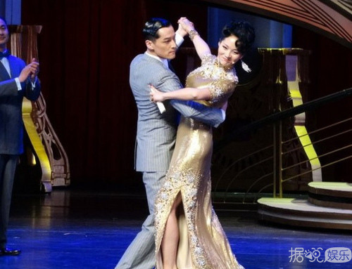 胡歌微博爆了！双11发长文悼念身亡助理张冕 当年的车祸细思极恐……