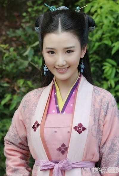 长相甜美的毛晓彤 竟然在《锦绣未央》里饰演腹黑女