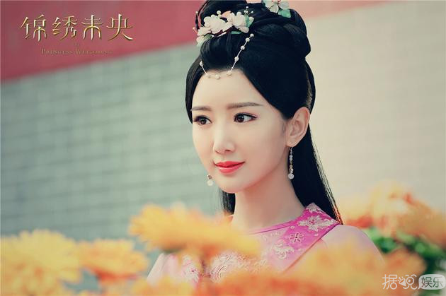 长相甜美的毛晓彤 竟然在《锦绣未央》里饰演腹黑女