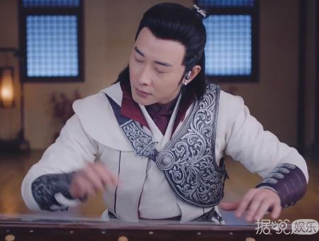 罗晋唐嫣从 《X女特工》到《克拉恋人》再《锦绣未央》中间的变化