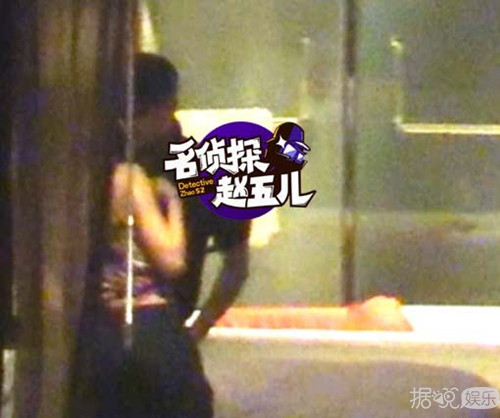 最有正义感的女星--李小冉 暗讽林丹出轨事件：比吃苍蝇还恶心！